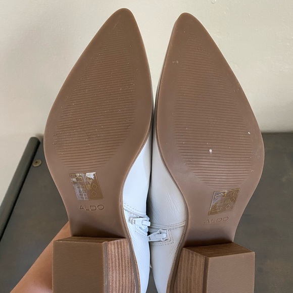 Price Drop‼️ NWOT ALDO White Booties - Picture 4 of 8